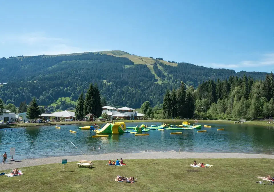 Les Gets lake in summer (1).webp