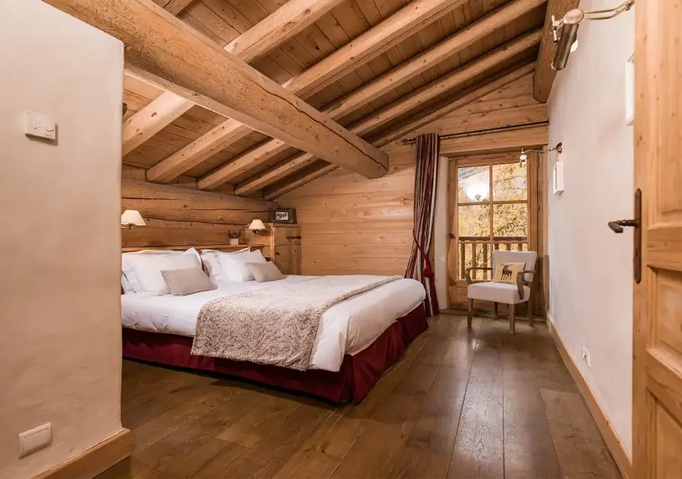 Chalet Arosa-Val d'Isere (4).webp