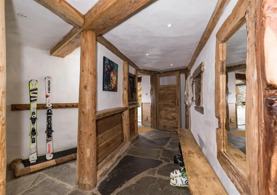 Chalet Arosa-Val d'Isere (1).webp