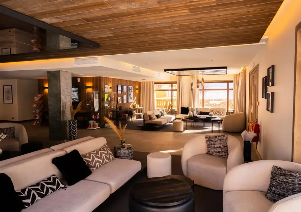 Ecrin d'Argent-Valmorel-Reception lounge (12).webp