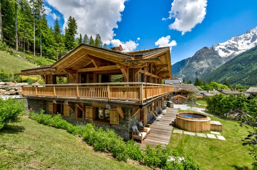 SUMMER - Saphir-Chamonix (Adam Johnston) (2).webp