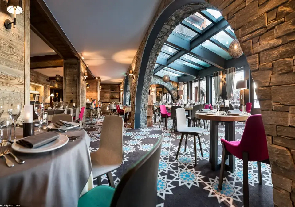 Hôtel Village Montana - Restaurant Les Chanterelles 2-X5.webp