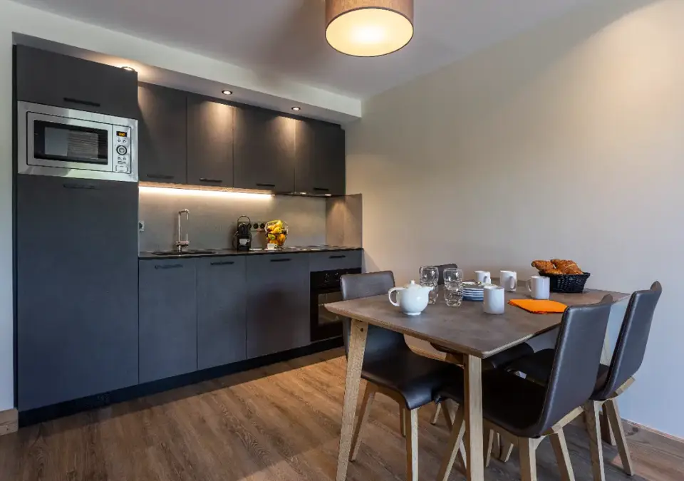 Daria-I Nor-Alpe d'Huez-Typical apartment (©Manu Reyboz) (4).webp