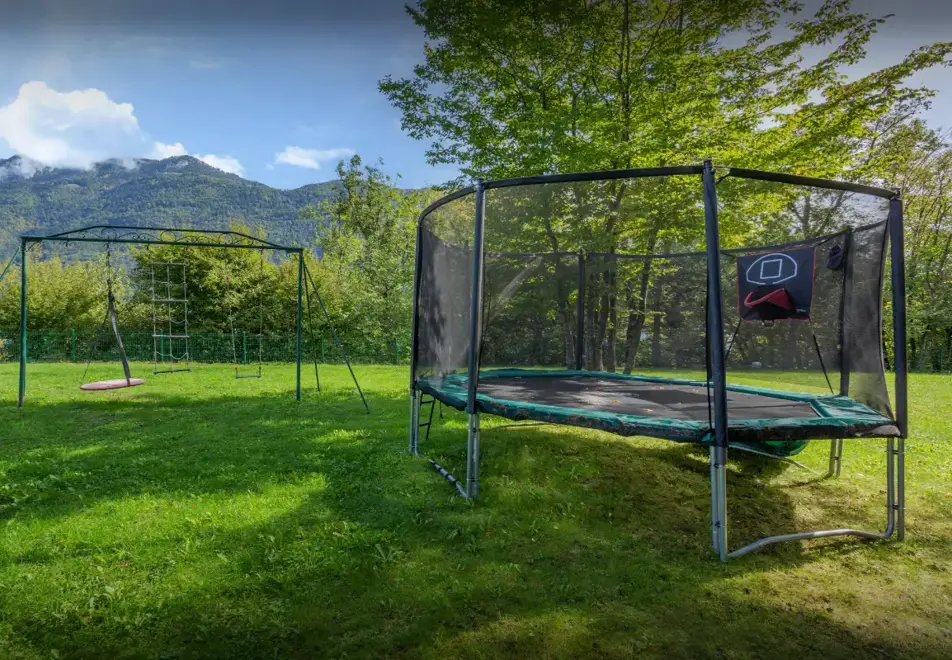 Chalet Lomatika, Lake Annecy (self catered chalet) - Childrens play area