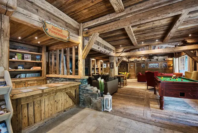 Ferme de Val Claret-Tignes Le Lac-Reception (2).webp