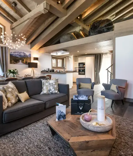 Canyon Lodge, Courchevel (self catered chalet) - Chalet Allnatt