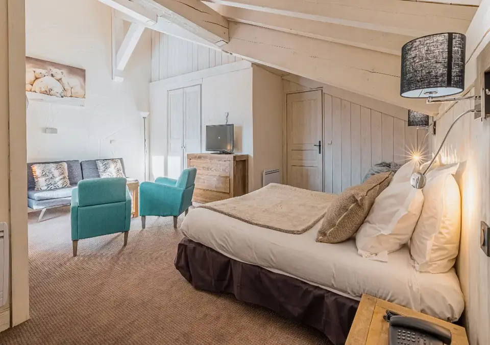 Carlina hotel-Belle Plagne-Typical Junior suite (2).webp