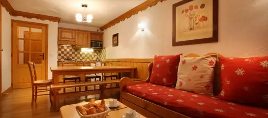 2 bedroom apartment sleeping 4 (c.40m2):
