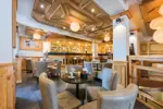 Hotel Le Petit Dru-Morzine-Bar restaurant (2).webp