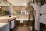 Koh-I Nor-Val Thorens-Typical hotel room (4).webp