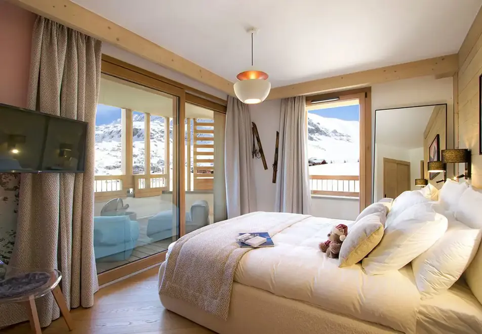 Phoenix A, Alpe d'Huez (self catered apartments) - Typical apartment style