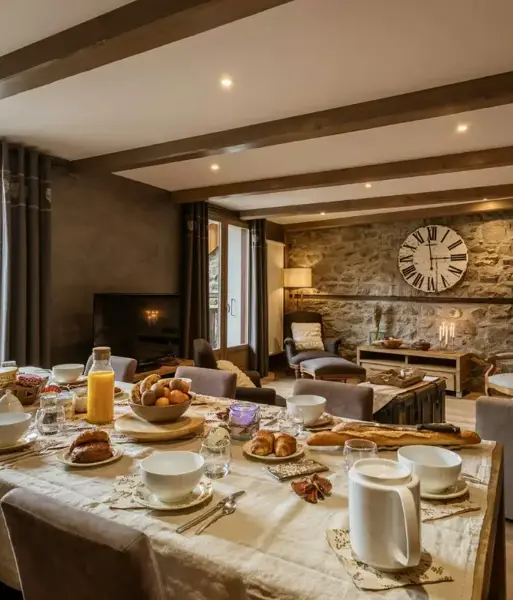 Les Étoiles des Neiges, Valloire (self catered apartments) - Typical style