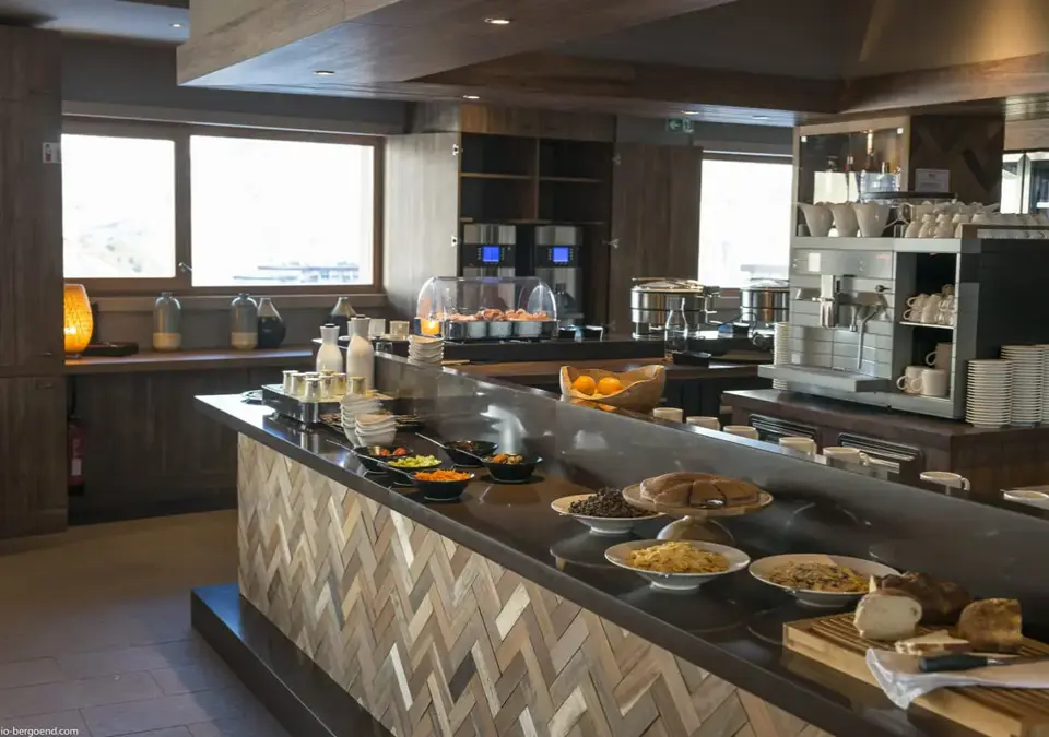 Le Taos-Val Thorens-Breakfast (©Studio_Bergoend).webp