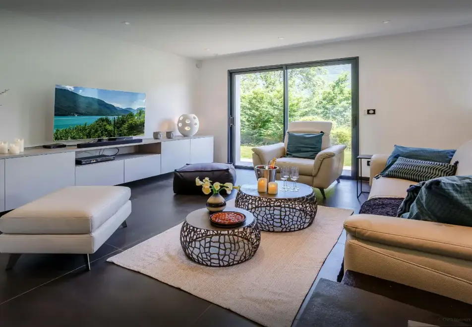 Chalet Lomatika, Lake Annecy (self catered chalet) - Seating area