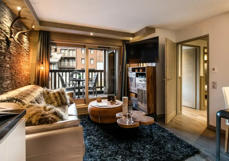 D04-Mammoth Lodge-Courchevel (2).webp