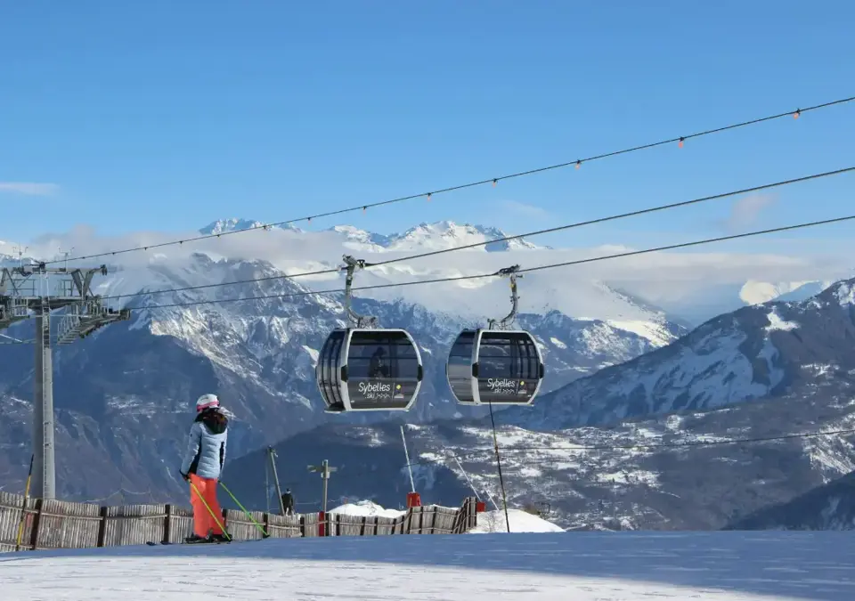 Les Sybelles ski area (©c-lossignol).webp