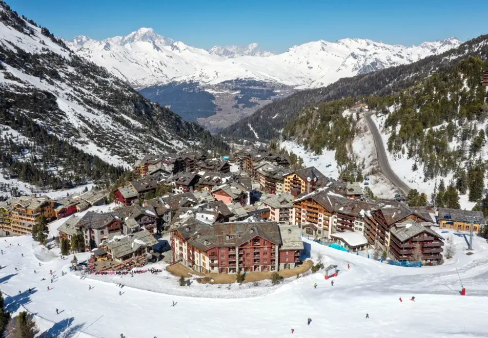 Le Village, Arc 1950 (self catered apartments) - Ski-in/Ski-out
