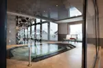 Alpen Lodge-La Rosiere-Hot tub.webp