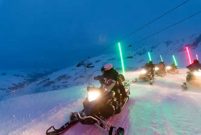 Val Thorens snow mobiling (T.Loubere).webp