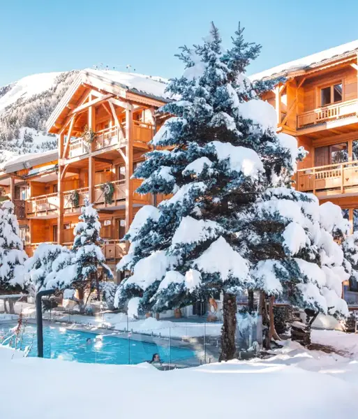 Hôtel Chalet Mounier, Les Deux Alpes (hotel) - Outdoor heated pool