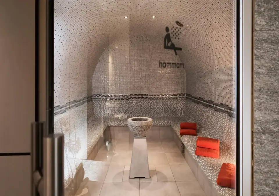 Le Cristal de Jade-Chamonix-Steam room.webp