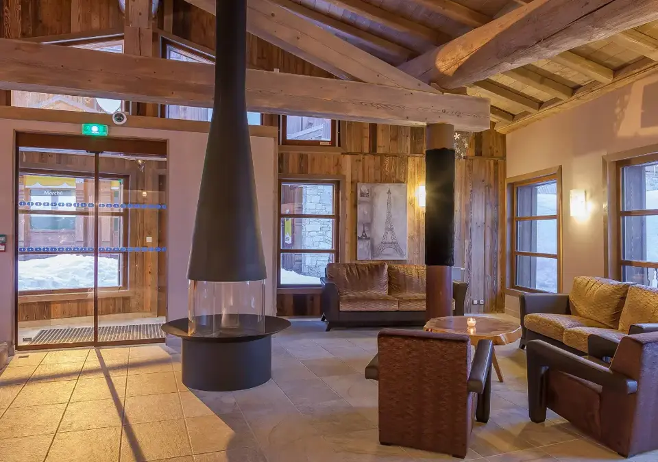 Les Balcons Platinium-Val Thorens-Reception (2).webp