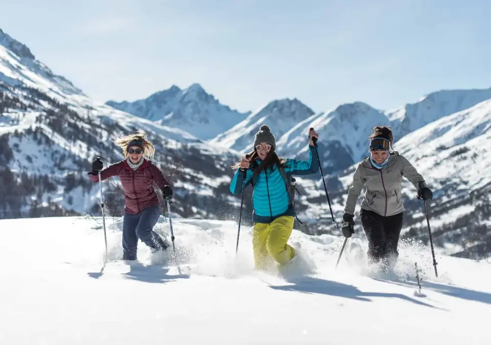 Valloire snowshoes (APernet).webp