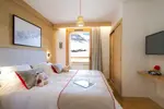 Phoenix-Alpe d'Huez-Typical A building apartments (9).webp
