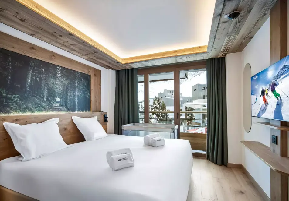 Le Quartz, Tignes Val Claret (self catered apartments) - Typical style of 202, 302, 402
