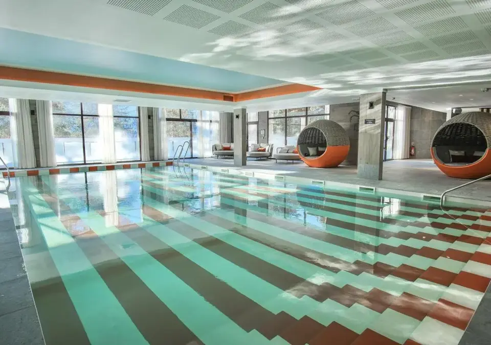 Panorama-Flaine-Indoor pool (1).webp