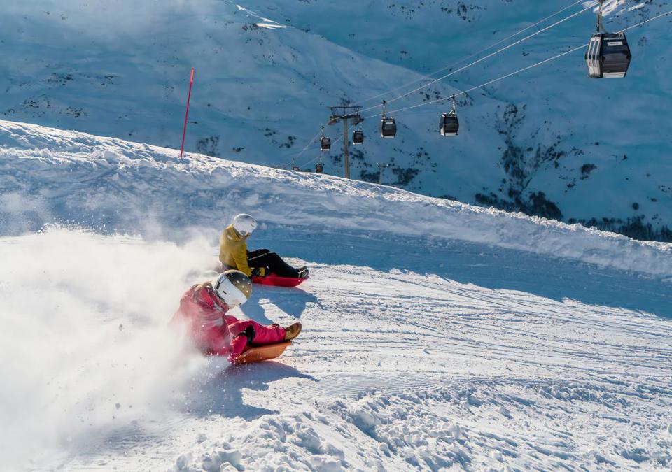 Les Menuires sledging.jpg