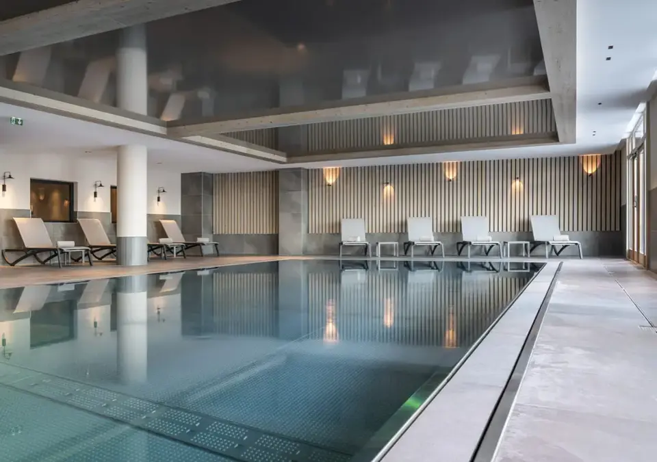 Manaka-Plagne Centre-Indoor pool (1).webp