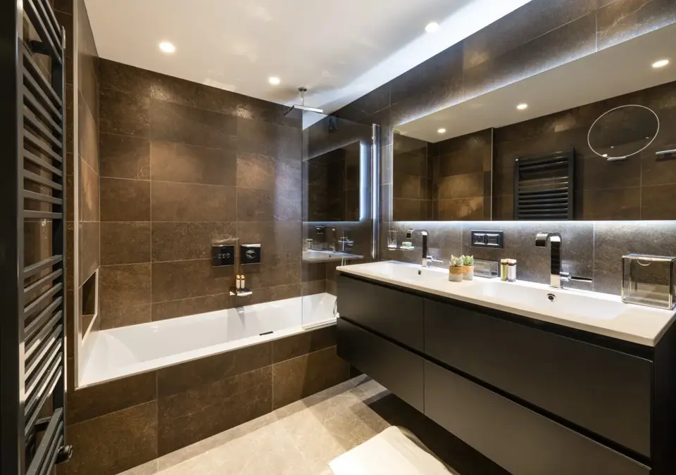 3-Alaska Lodge-Val d'Isere (7).webp
