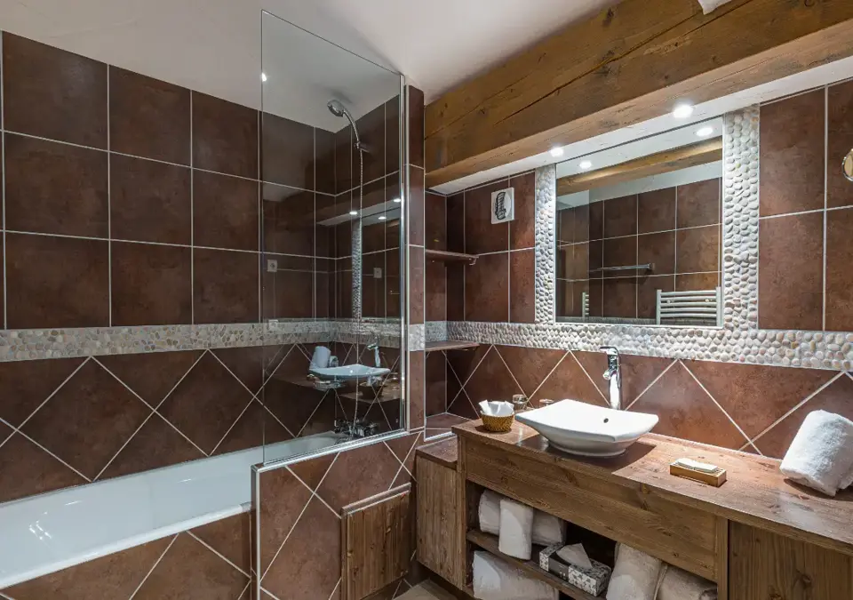 Carlina hotel-Belle Plagne-Typical Junior suite (1).webp