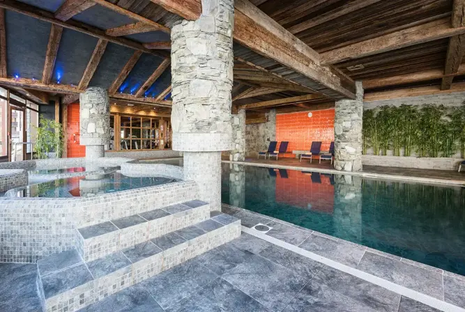 Le Nevada-Tignes Val Claret-Indoor pool (2).webp