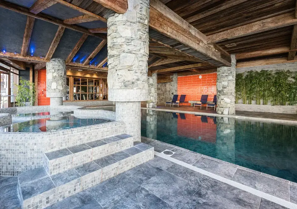 Le Nevada-Tignes Val Claret-Indoor pool (2).webp