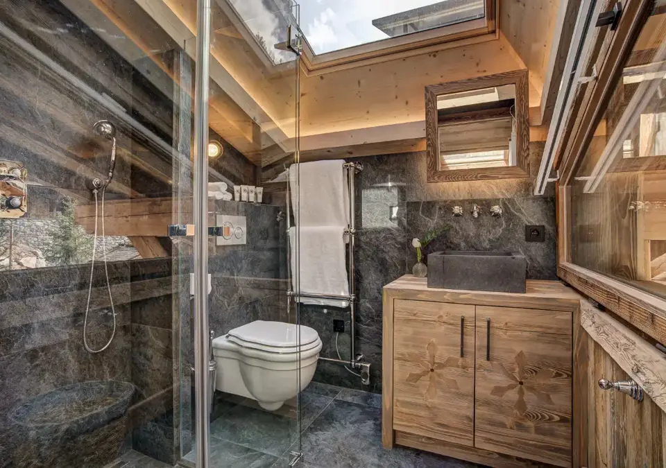 Chalet Alaska-Chamonix (Adam Johnston) (10).webp