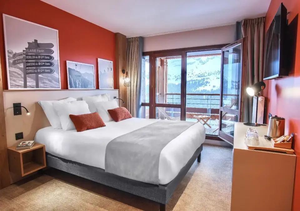 Panorama-Flaine-Typical room (6).webp