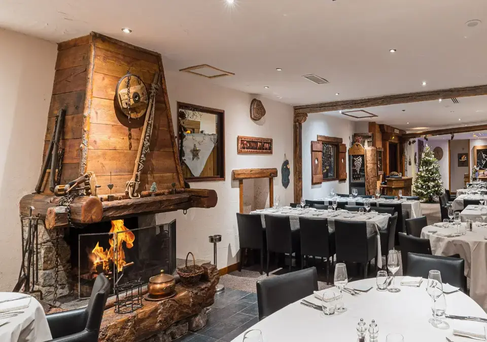 Carlina hotel and apartments-Belle Plagne-La Table du Carlina (2).webp