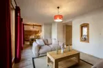 Adrien-Valloire-Apt 5 (3).webp