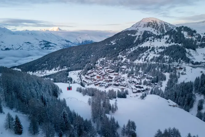 Plagne 1800 credit BrendanLePeru-La_Plagne
