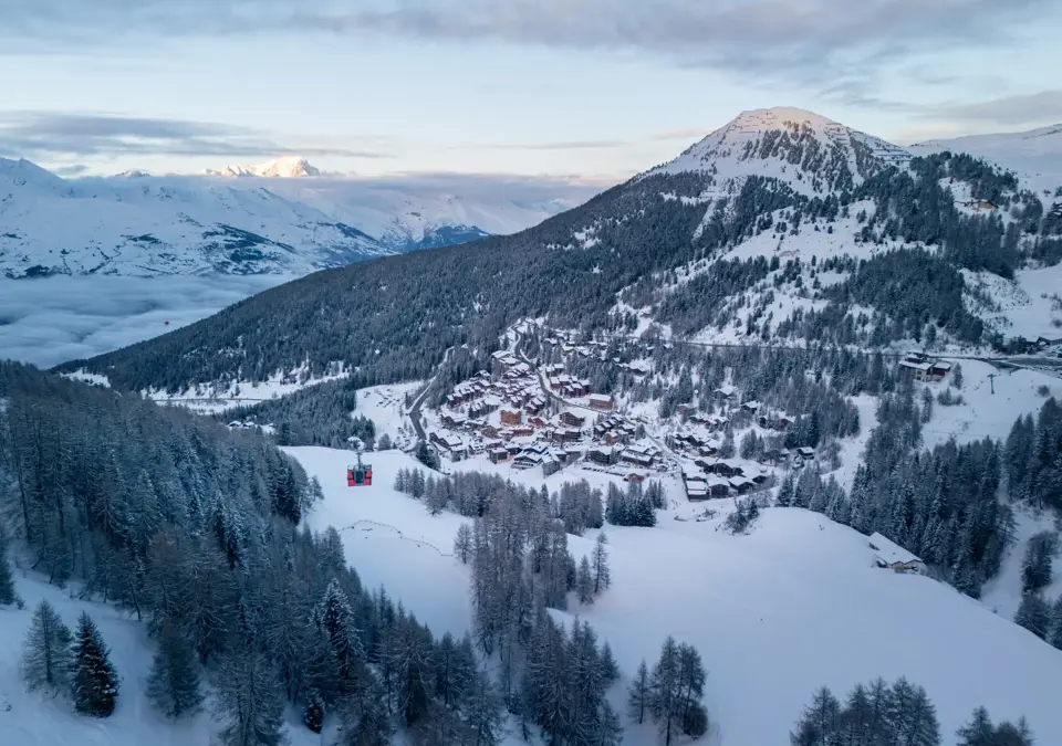 Plagne 1800 credit BrendanLePeru-La_Plagne