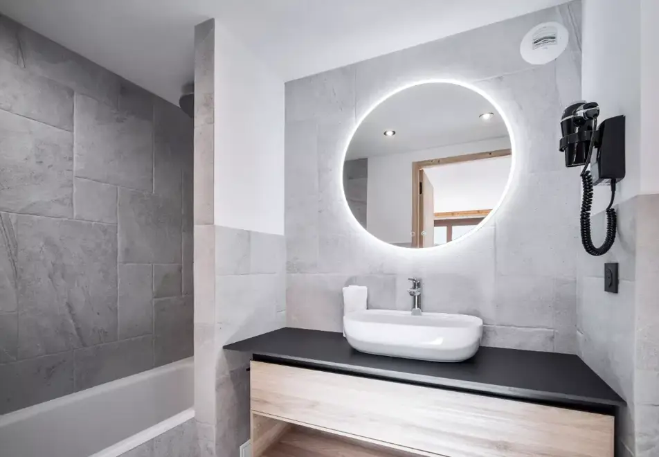 Quartz, Tignes Val Claret (self catered apartments) - Apartment 201 + 301 + 401