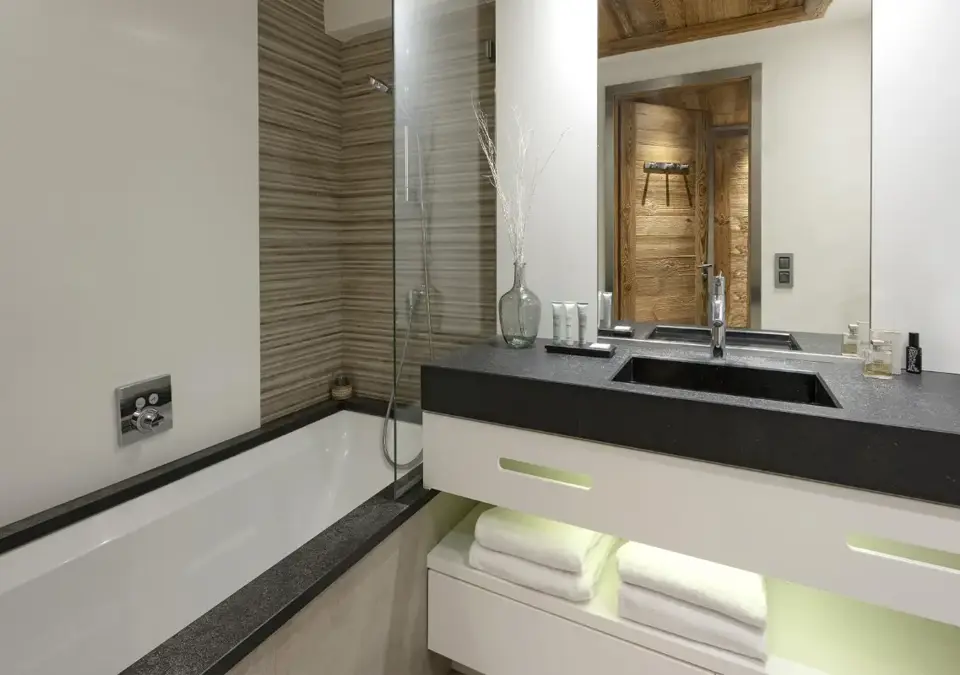 Le Cristal de Jade-Chamonix-Typical apartment (5).webp