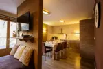 Adrien-Valloire-Apt 7 (3).webp