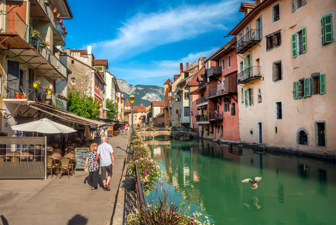 Lake Annecy (1).JPG