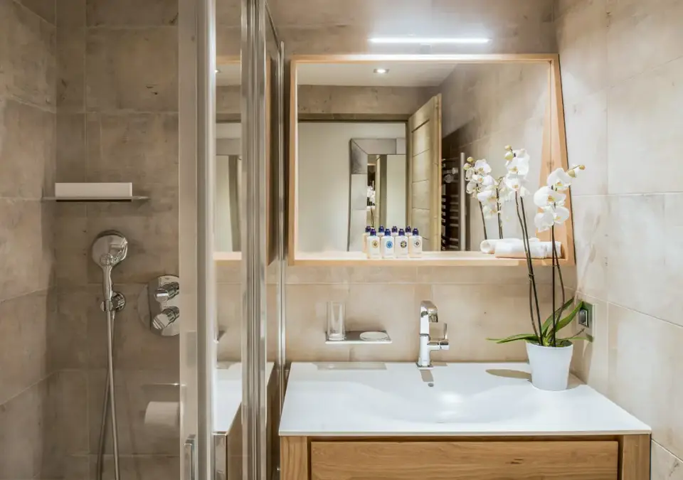 D02-Mammoth Lodge-Courchevel (10).webp