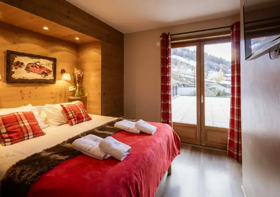 Adrien-Valloire-Apt 6 (5).webp