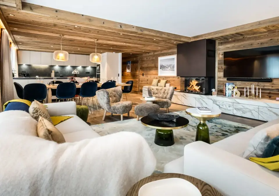 Silverstone_Chalet 1 (P.Gal)  (5).webp