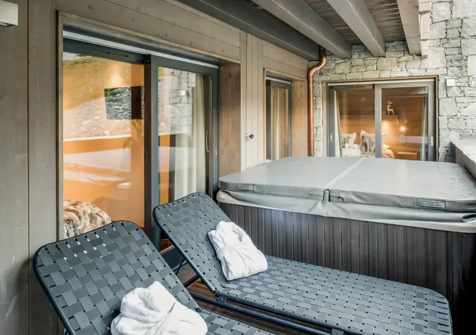 D02-Mammoth Lodge-Courchevel (6).webp